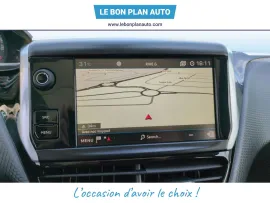 Voiture PEUGEOT 2008 I Ph2 1.2 PTech 130 E6.c Crossway S&S