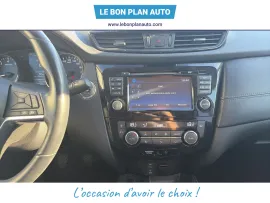 Voiture NISSAN X-Trail III (T32) Ph1 Evo 1.6 DIGT 163 N-Connecta