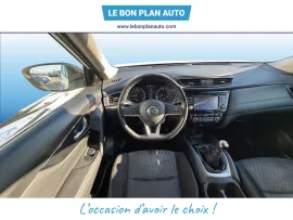 Voiture NISSAN X-Trail III (T32) Ph1 Evo 1.6 DIGT 163 N-Connecta
