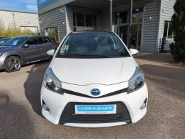 Voiture TOYOTA Yaris III Ph1 HSD 100h Style 5p