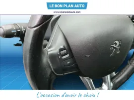 Voiture PEUGEOT 208 PureTech 110ch S&S BVM6 Tech Edition