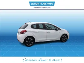 Voiture PEUGEOT 208 PureTech 110ch S&S BVM6 Tech Edition