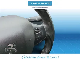 Voiture PEUGEOT 208 PureTech 110ch S&S BVM6 Tech Edition