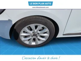Voiture RENAULT Clio V (BJA) Ph1 1.3 TCe 130 FAP Intens EDC