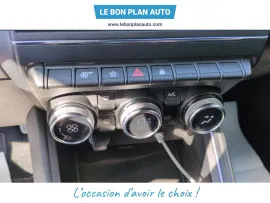 Voiture RENAULT Clio V (BJA) Ph1 1.3 TCe 130 FAP Intens EDC