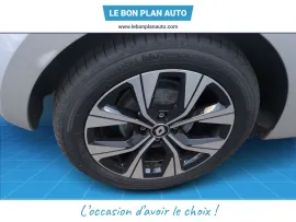 Voiture RENAULT Clio V (BJA) Ph1 NG 1.6 E-Tech hybride 145ch Evolu