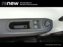 Voiture RENAULT Twingo III (C07) Ph2 NG E-Tech Electric Techno R80
