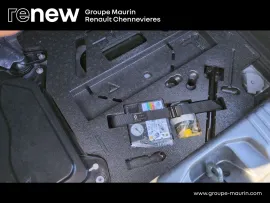 Voiture RENAULT Clio V (BJA) Ph1 1.6 E-Tech hybride 140ch Intens -