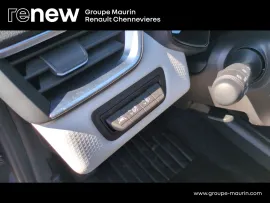 Voiture RENAULT Clio V (BJA) Ph1 1.6 E-Tech hybride 140ch Intens -