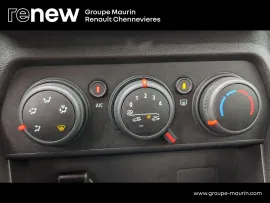 Voiture DACIA Sandero III (BJI) Ph1 1.0 TCe 90ch Confort CVT -22