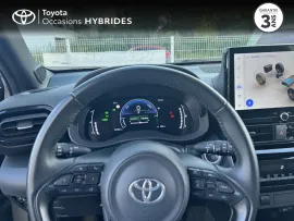 Voiture TOYOTA Yaris I Ph1 NG 130h Design MC24