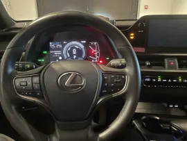 Voiture LEXUS UX I Ph1 MC 250h F SPORT Design 2WD