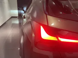 Voiture LEXUS UX I Ph1 MC 250h F SPORT Design 2WD