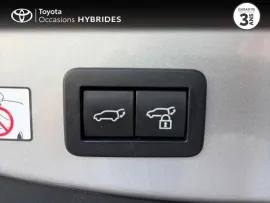 Voiture TOYOTA C-HR II Ph1 2.0 Hybride 200ch Design NG23