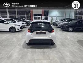 Voiture TOYOTA Yaris IV Ph1 NG 116h Dynamic Business + Programme