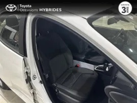 Voiture TOYOTA Yaris IV Ph1 NG 116h Dynamic Business + Programme