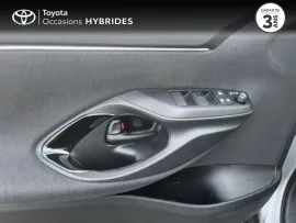 Voiture TOYOTA Yaris I Ph1 NG 130h Design MC24