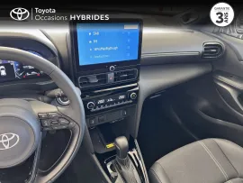 Voiture TOYOTA Yaris IV Ph1 116h Première 5p