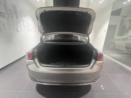 Voiture LEXUS ES I Ph2 Evo 300h Business MY23