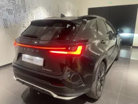 Voiture LEXUS NX II Ph1 450h+ Luxe 4WD MY24