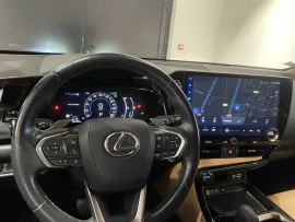 Voiture LEXUS NX II Ph1 450h+ Luxe 4WD MY24