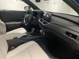 Voiture LEXUS UX I Ph1 MC 250h Executive 2WD