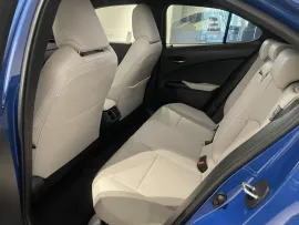 Voiture LEXUS UX I Ph1 MC 250h Executive 2WD