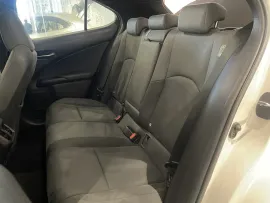 Voiture LEXUS UX I Ph1 250h 2WD Pack Confort Business MY21