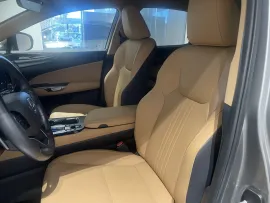 Voiture LEXUS NX II Ph1 450h+ Luxe 4WD MY24