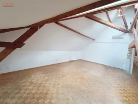 Location T3 atypique avec bureau et parking