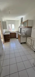 Location ISSY-LES-MOULINEAUX-5 PIÈCE-BALCON-PARKING