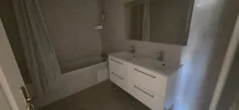 Location ISSY-LES-MOULINEAUX-5 PIÈCE-BALCON-PARKING