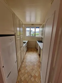 Location Appartement 3 pièces rénové de 63,87 m² — balcon, parking, résidence avec gardie