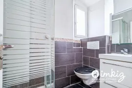 Vente Charmant studio Eglise d'Auteuil.