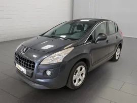 PEUGEOT 3008 - 1.6 Hdi 110 CV ACTIVE - 6 CV Couëron
