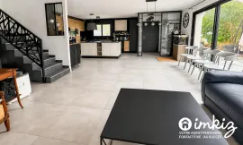 Vente Maison moderne 6 pièces avec piscine