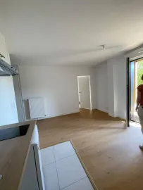 Location T2 neuf avec belle terrasse et parking –Torcy
