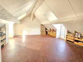 Vente Duplex atypique en dernier étage