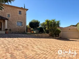 Vente Villa T5, piscine, terrasse, garage