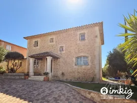 Vente Villa T5, piscine, terrasse, garage