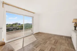 Vente Nice Cimiez - Rare - 2 pièces 57m2 et 90m2 de terrasse au dernier étage d'une résidence de standing