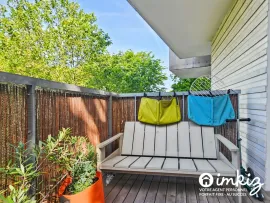 Vente 3 pièces avec  terrasse parking ascenseur 17e