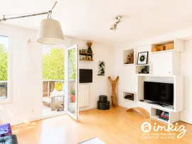 Vente 3 pièces avec  terrasse parking ascenseur 17e