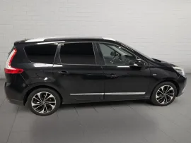 Voiture RENAULT GRAND SCENIC 3 - 1.6 dCi 130 CV BOSE EDITION 7 PLACES - 7 CV