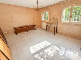 Vente Spacieuse villa familiale avec piscine et garage