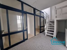Vente Notre-Dame : Appartement atypique avec 6 chambres et extérieur.