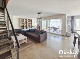Vente Appt. T4 en duplex dans maison de village - Garage