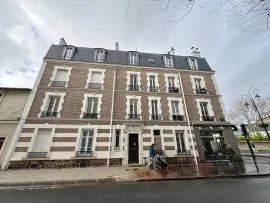 Location Rond point du souvenir Français : 2 pièces de 36m²