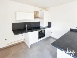 Vente T3 de 60m² - garage, balcon, 2018 - Clé en main !