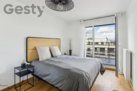 Location Grand appartement meublé avec terrasse privé